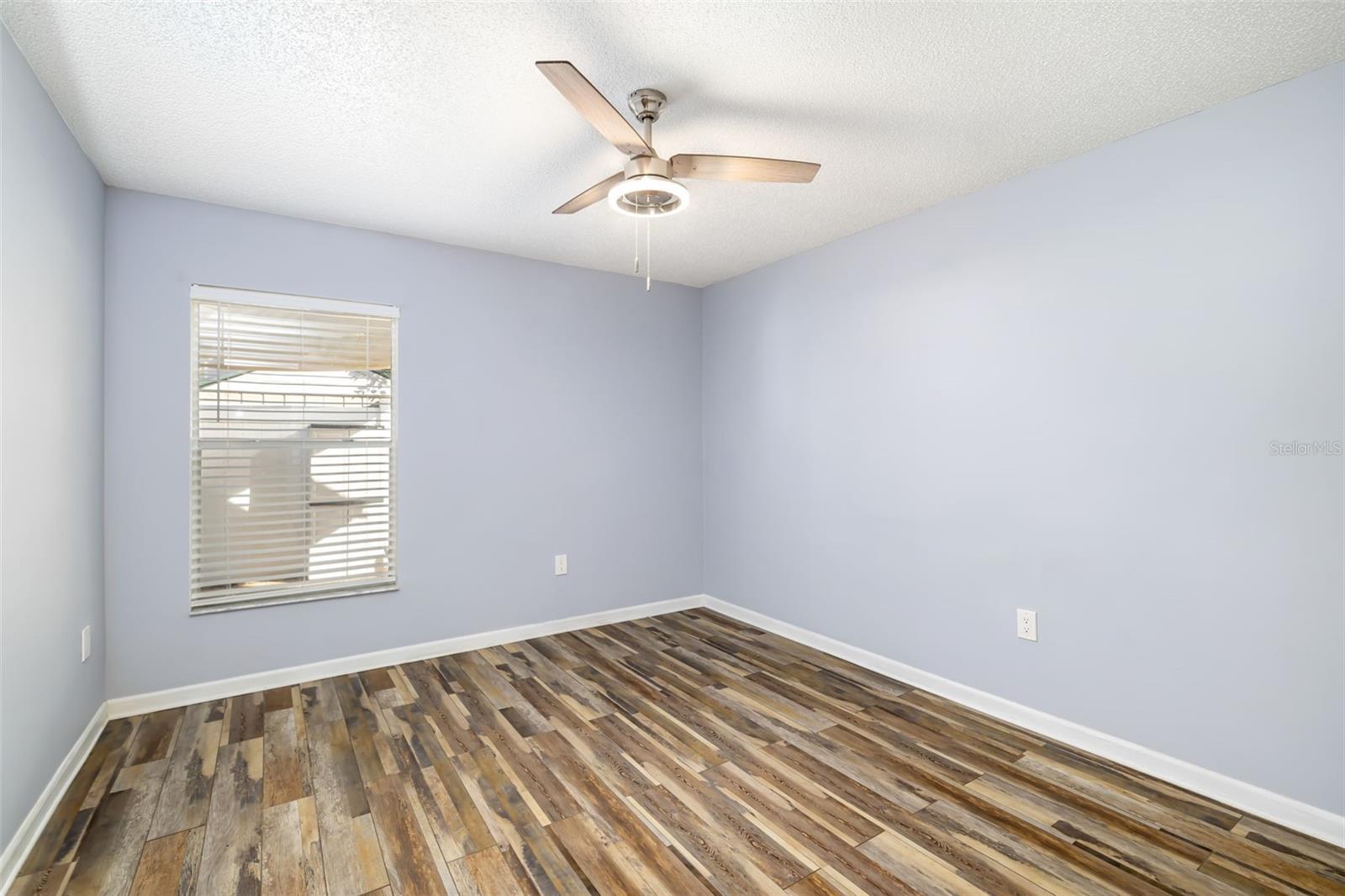 Image 38 of 76 For 5742 Forester Oak Court