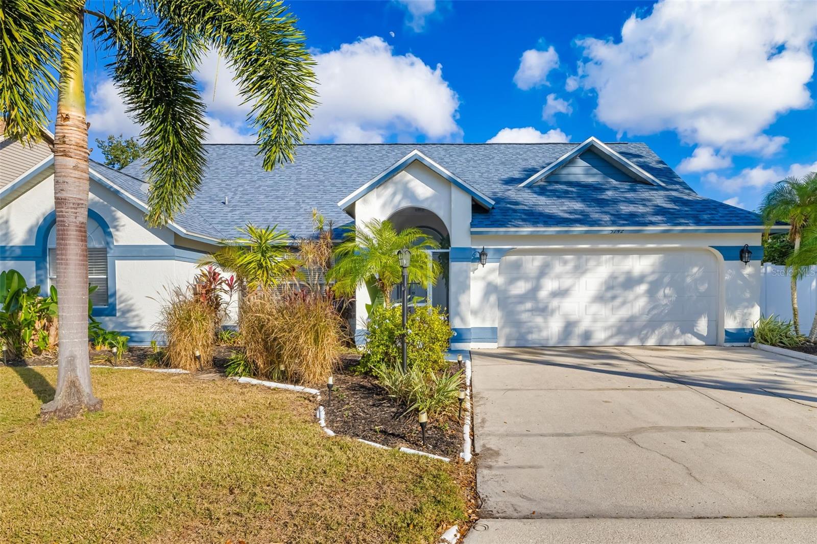 Image 59 of 76 For 5742 Forester Oak Court