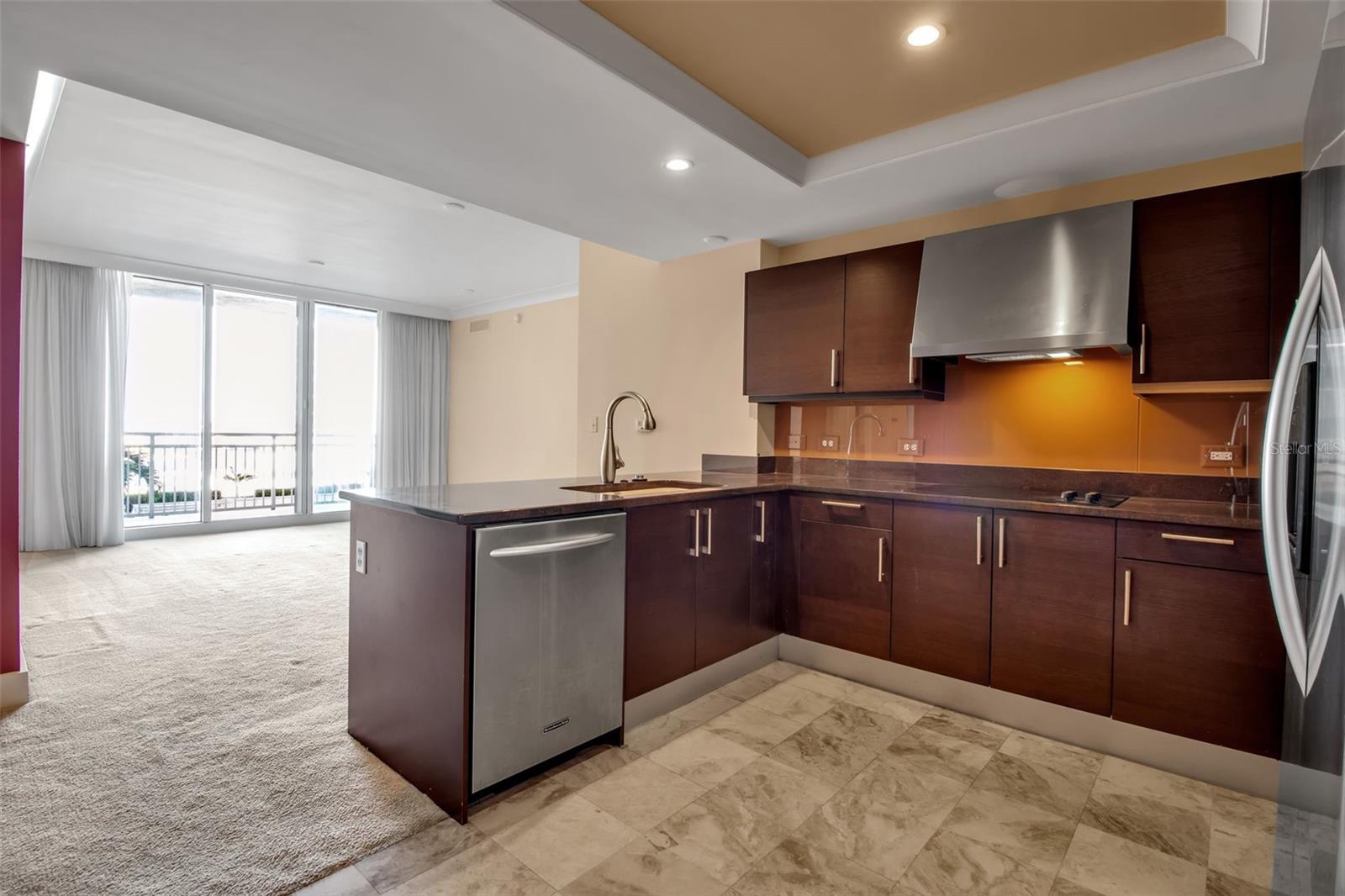 Image 13 of 68 For 1350 Main Street 707