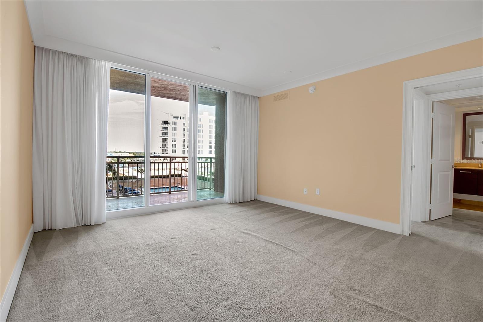 Image 20 of 68 For 1350 Main Street 707