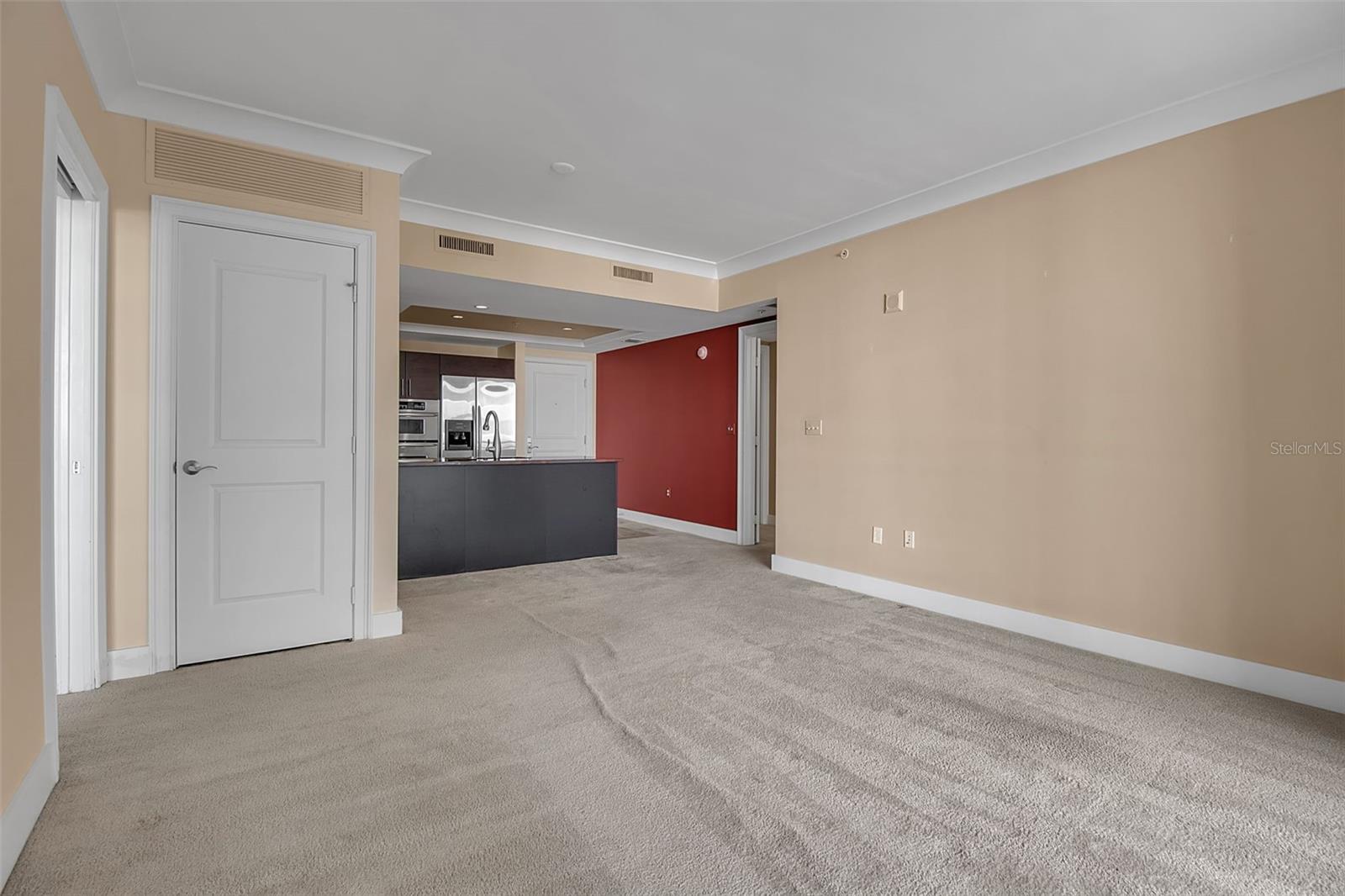 Image 22 of 68 For 1350 Main Street 707