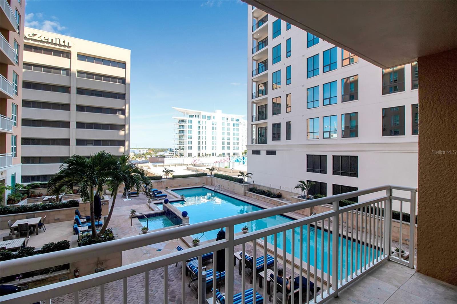 Image 44 of 68 For 1350 Main Street 707