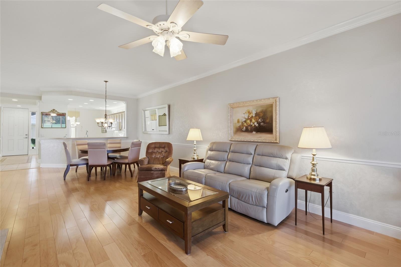 Image 15 of 45 For 8422 Wethersfield Run 104