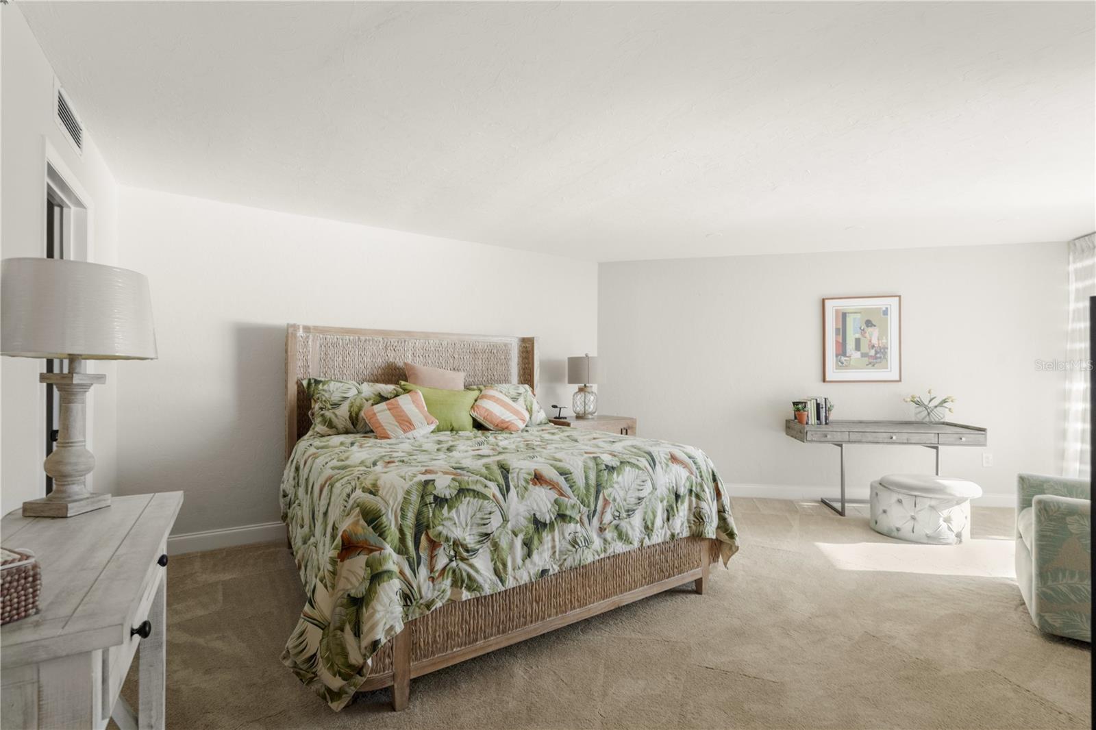 Image 21 of 35 For 888 Blvd Of The Arts  1205