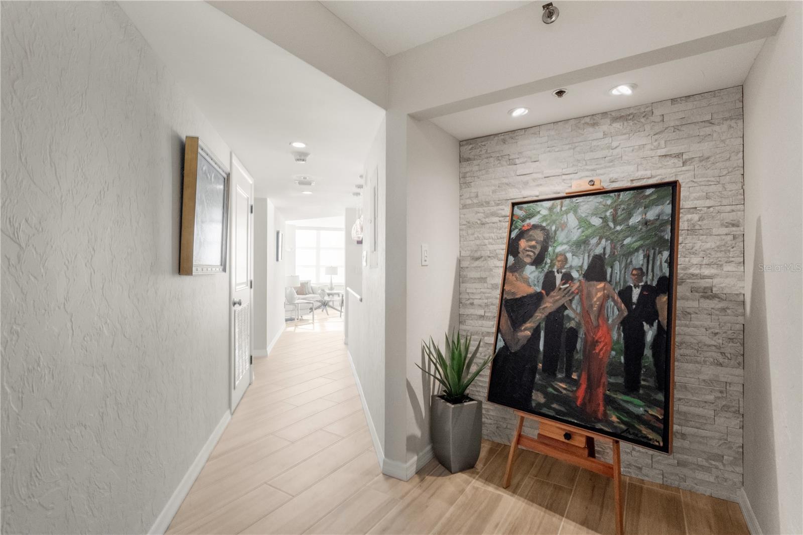 Image 4 of 35 For 888 Blvd Of The Arts  1205