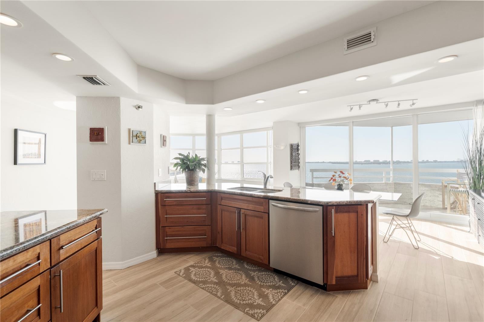 Image 6 of 35 For 888 Blvd Of The Arts  1205