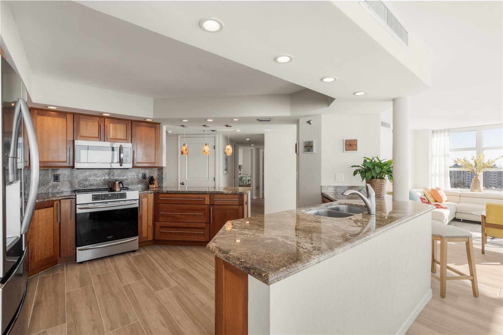 Image 7 of 35 For 888 Blvd Of The Arts  1205