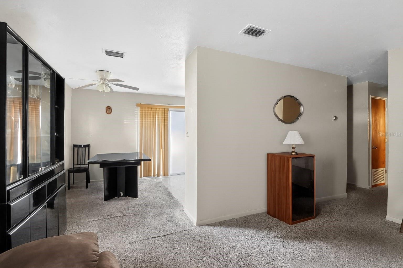 Image 7 of 14 For 21422 69th Avenue