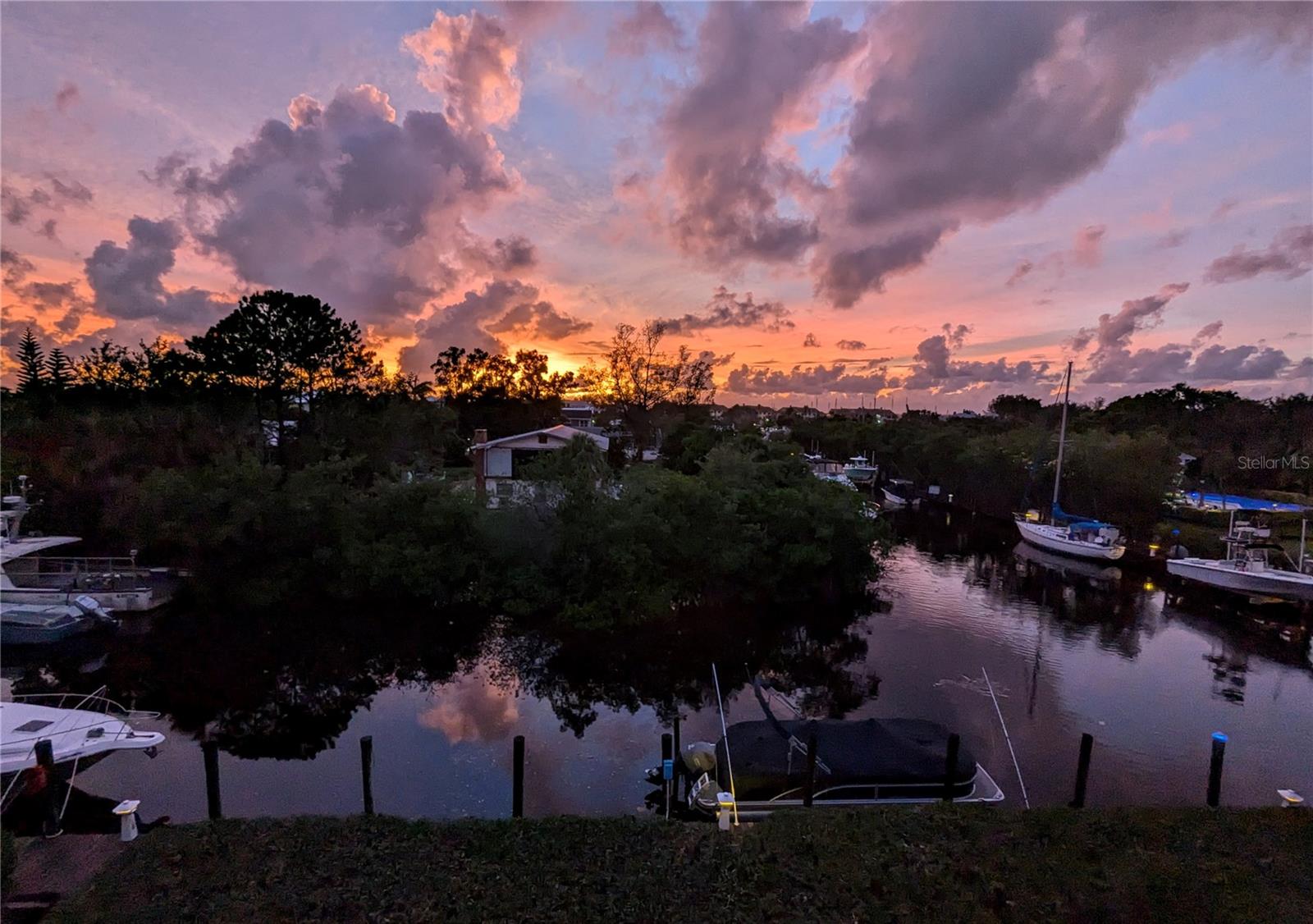 Image 23 of 54 For 4212 126th Street W 409