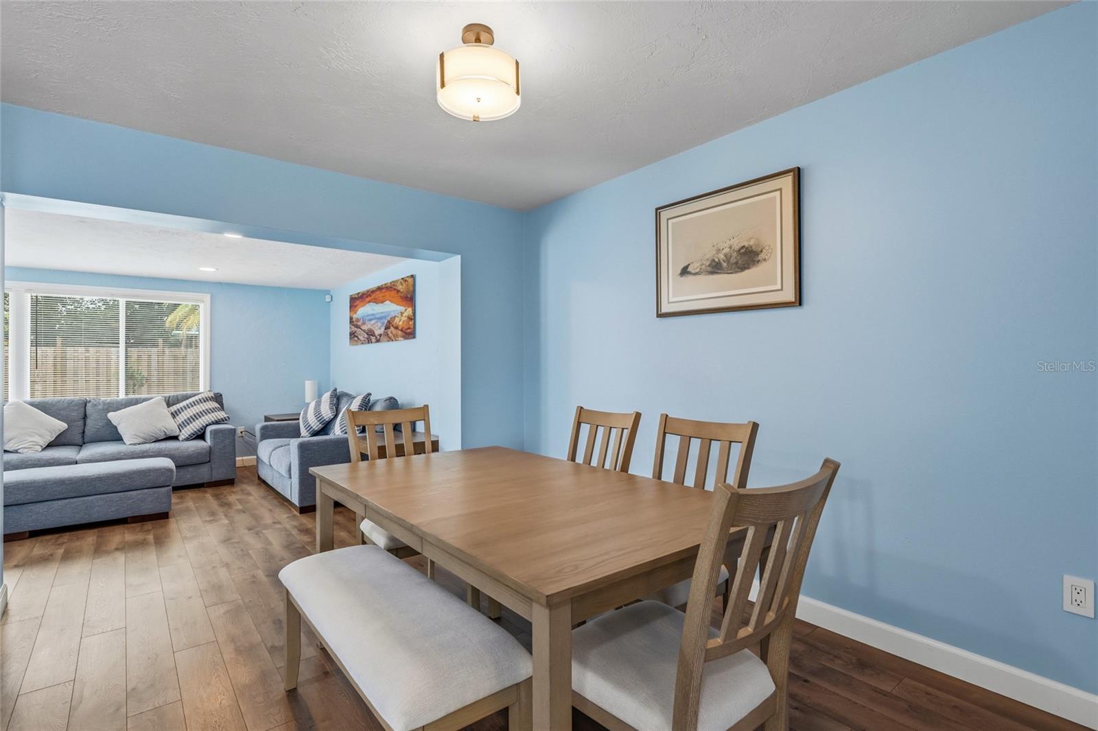 Image 29 of 44 For 2411 Ridge Avenue