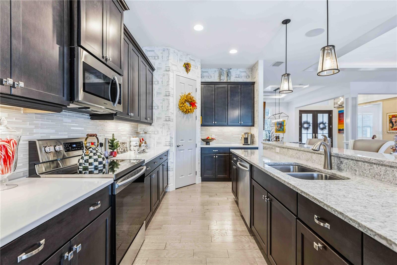 Image 19 of 66 For 7071 Tamworth Parkway