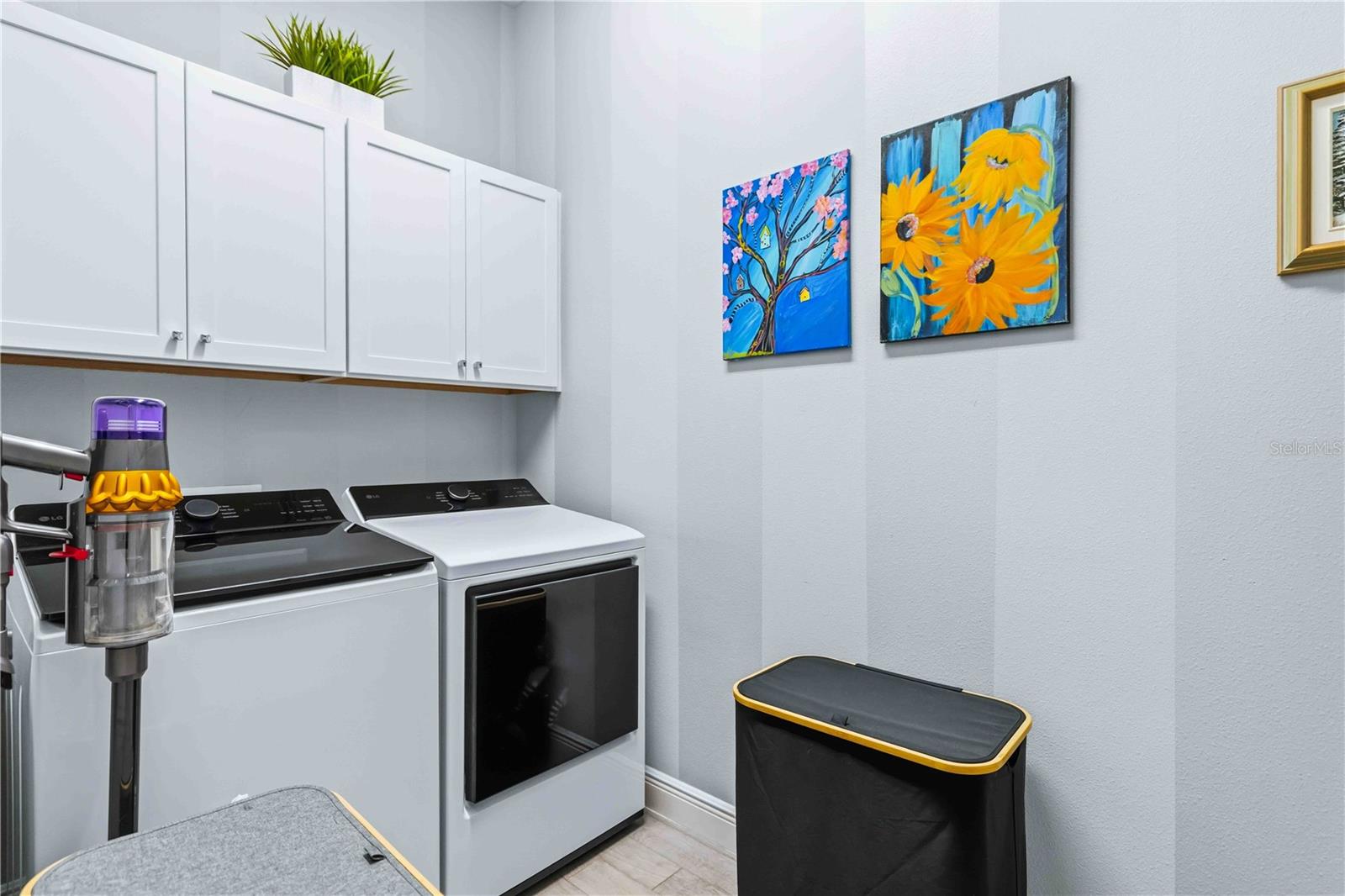 Image 40 of 66 For 7071 Tamworth Parkway