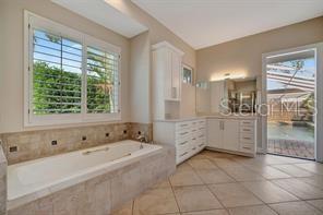 Image 40 of 47 For 1511 Lake Shore Drive