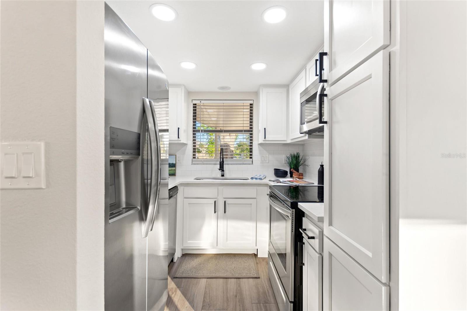 Image 12 of 26 For 7794 Williams Avenue