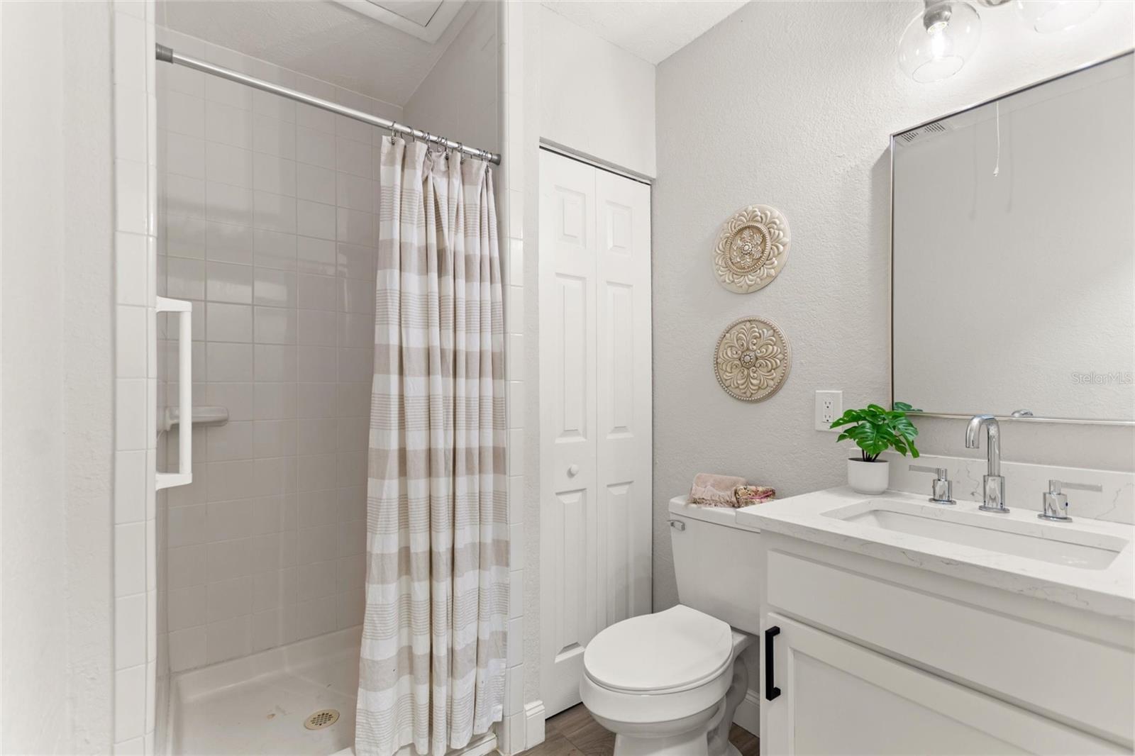 Image 18 of 26 For 7794 Williams Avenue