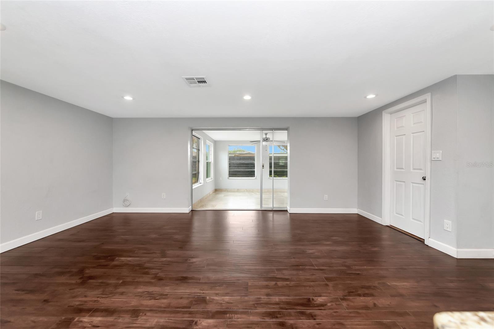 Image 10 of 35 For 2707 Bigelow Dr