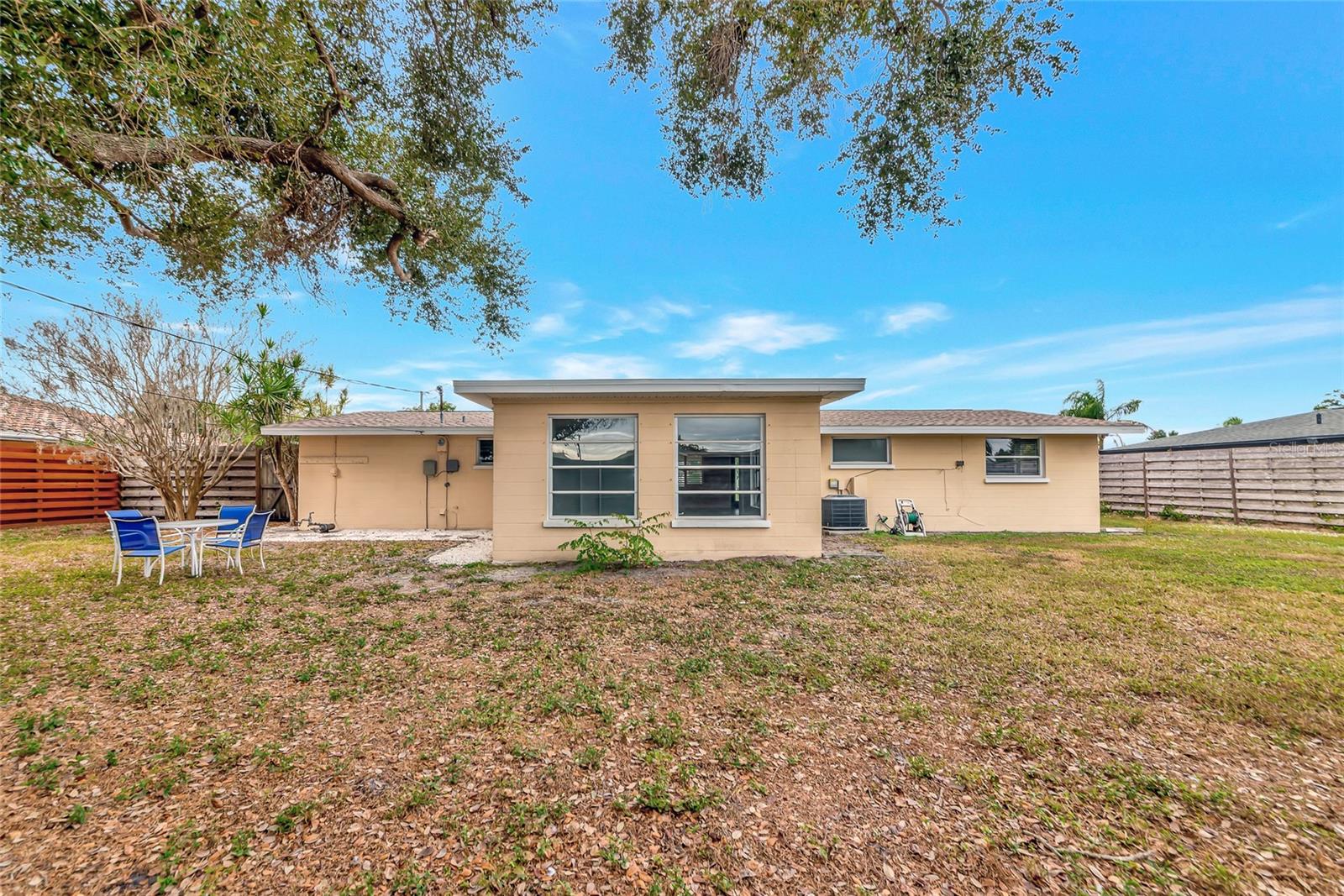 Image 29 of 35 For 2707 Bigelow Dr