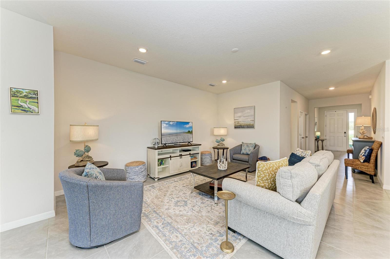 Image 15 of 55 For 15912 5th Avenue E