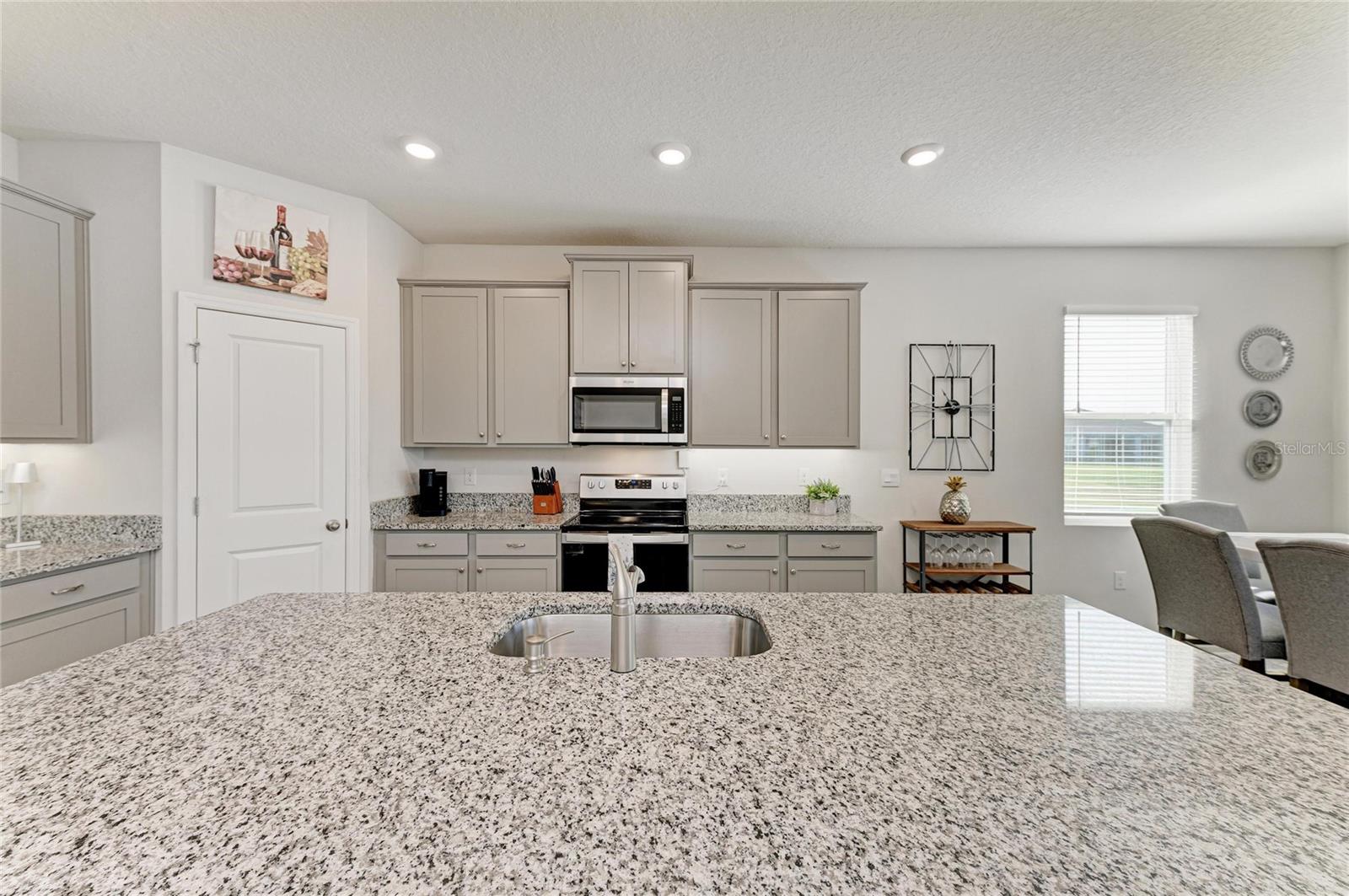 Image 20 of 55 For 15912 5th Avenue E