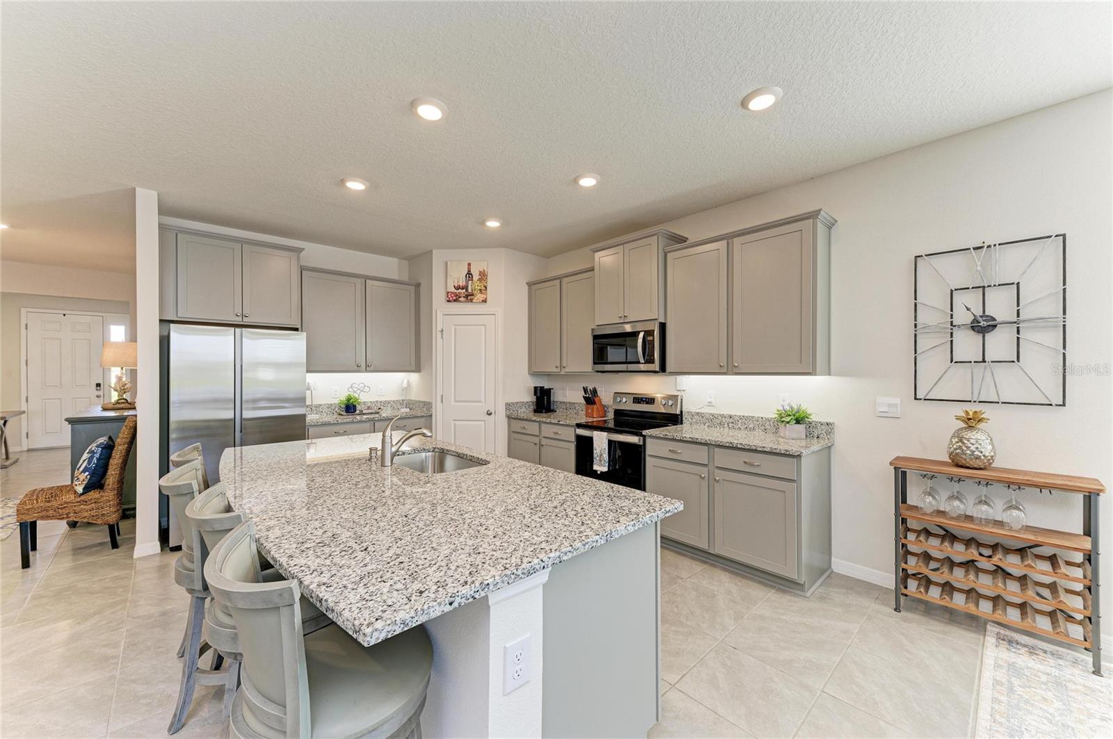 Image 21 of 55 For 15912 5th Avenue E