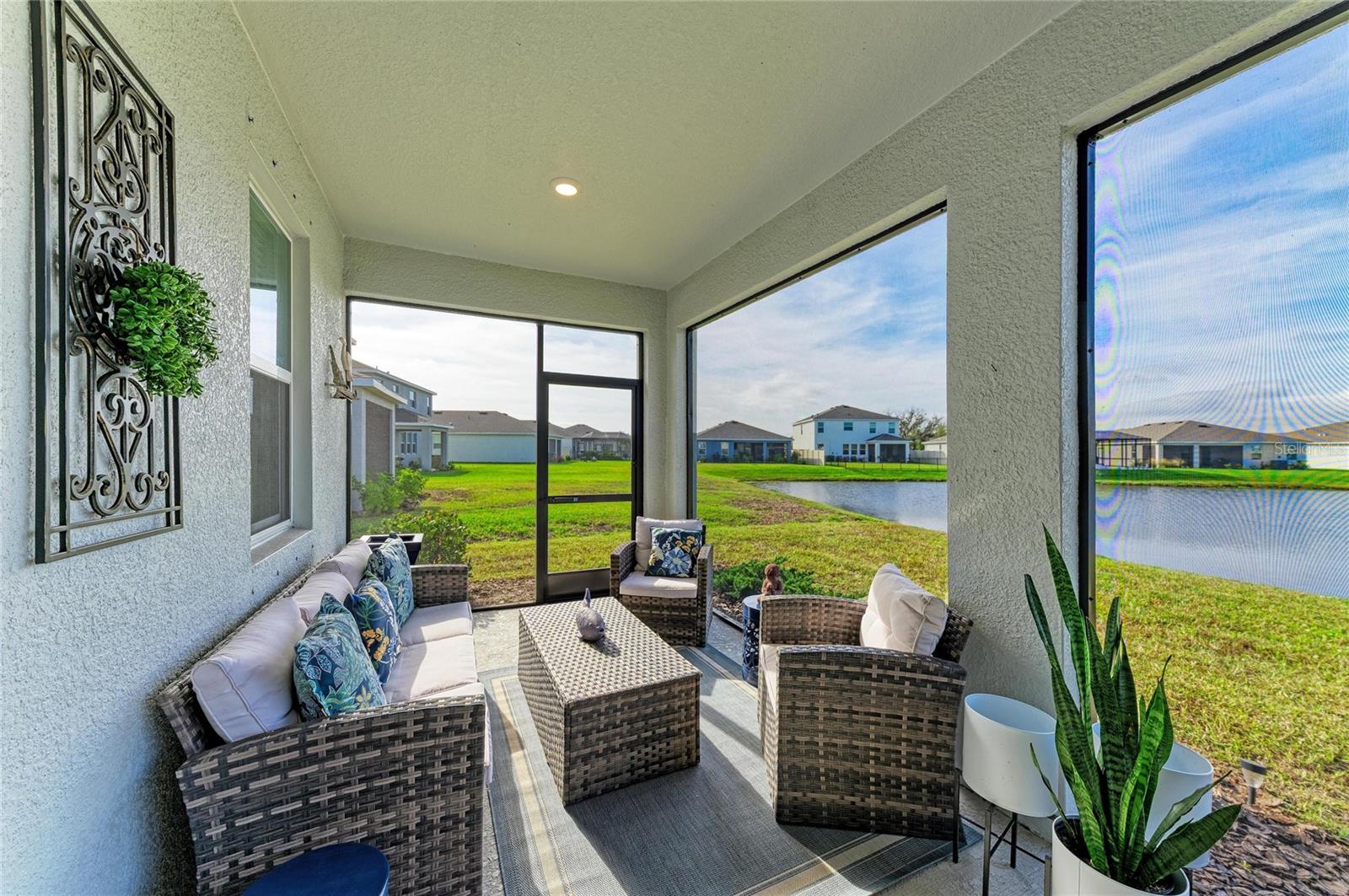 Image 3 of 55 For 15912 5th Avenue E