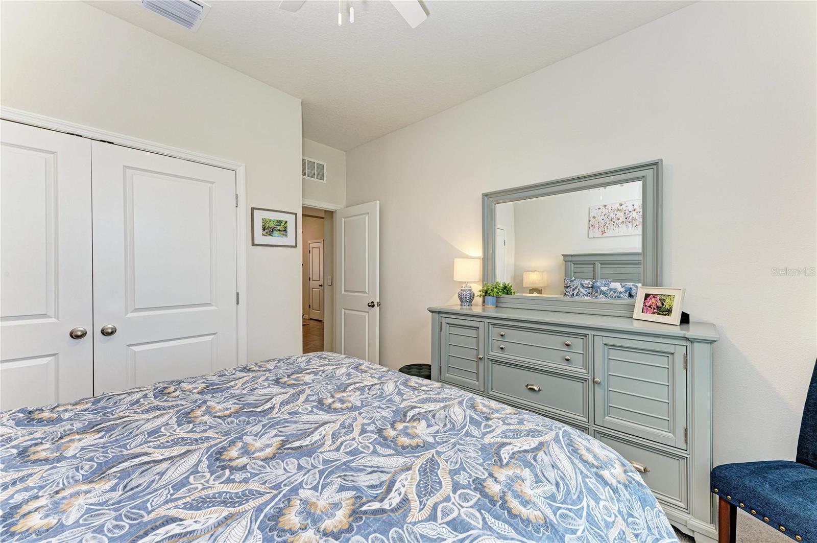 Image 36 of 55 For 15912 5th Avenue E