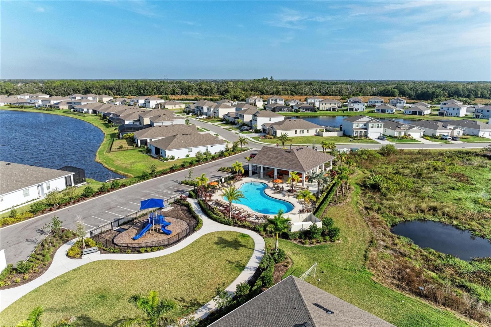 Image 51 of 55 For 15912 5th Avenue E