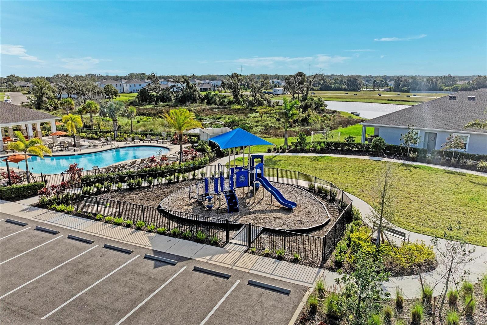 Image 53 of 55 For 15912 5th Avenue E