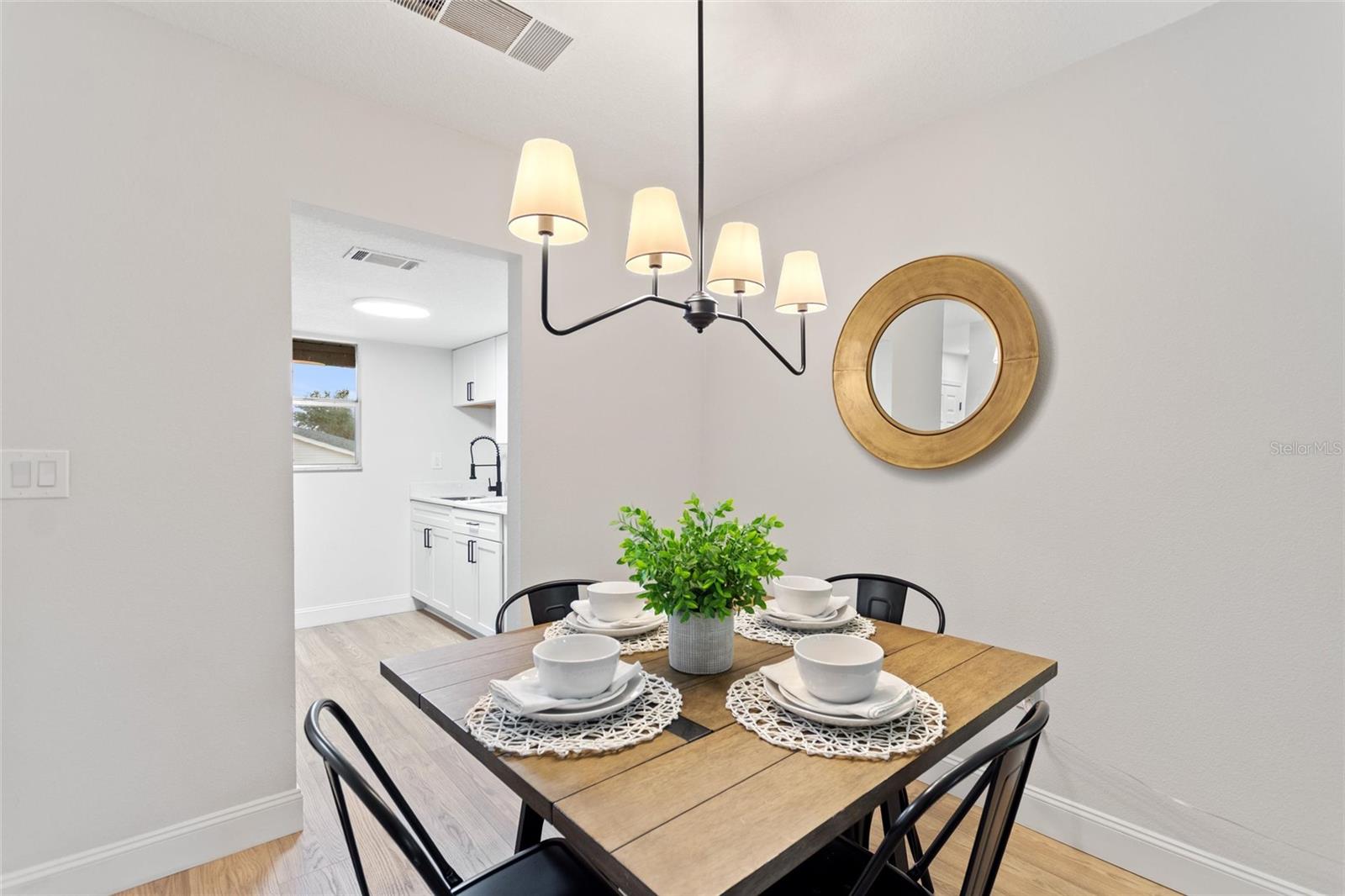 Image 8 of 22 For 10800 Us Highway 19 N 203