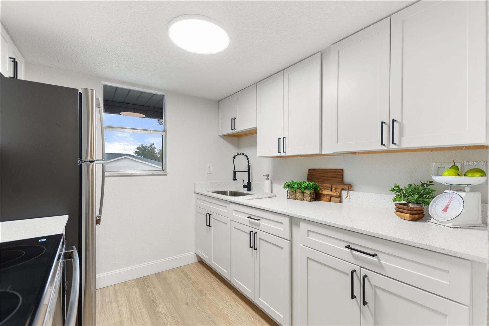 Image 9 of 22 For 10800 Us Highway 19 N 203