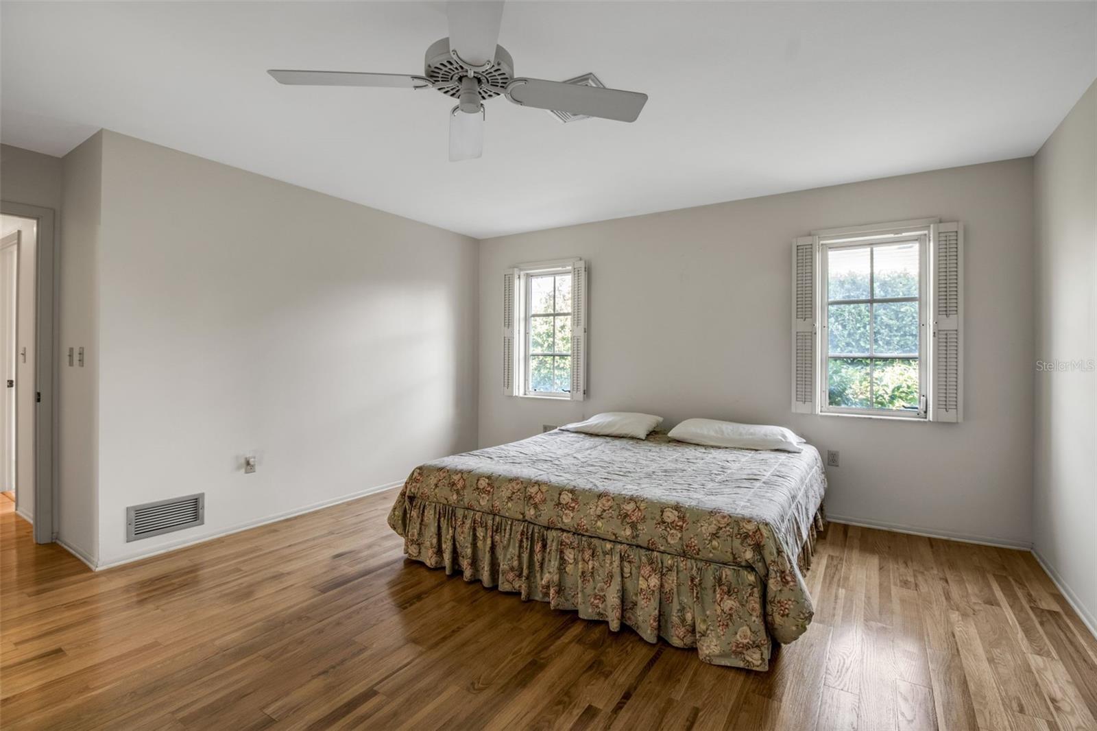 Image 46 of 87 For 509 Spoonbill Way