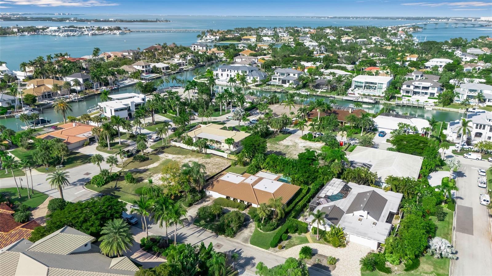 Image 70 of 87 For 509 Spoonbill Way