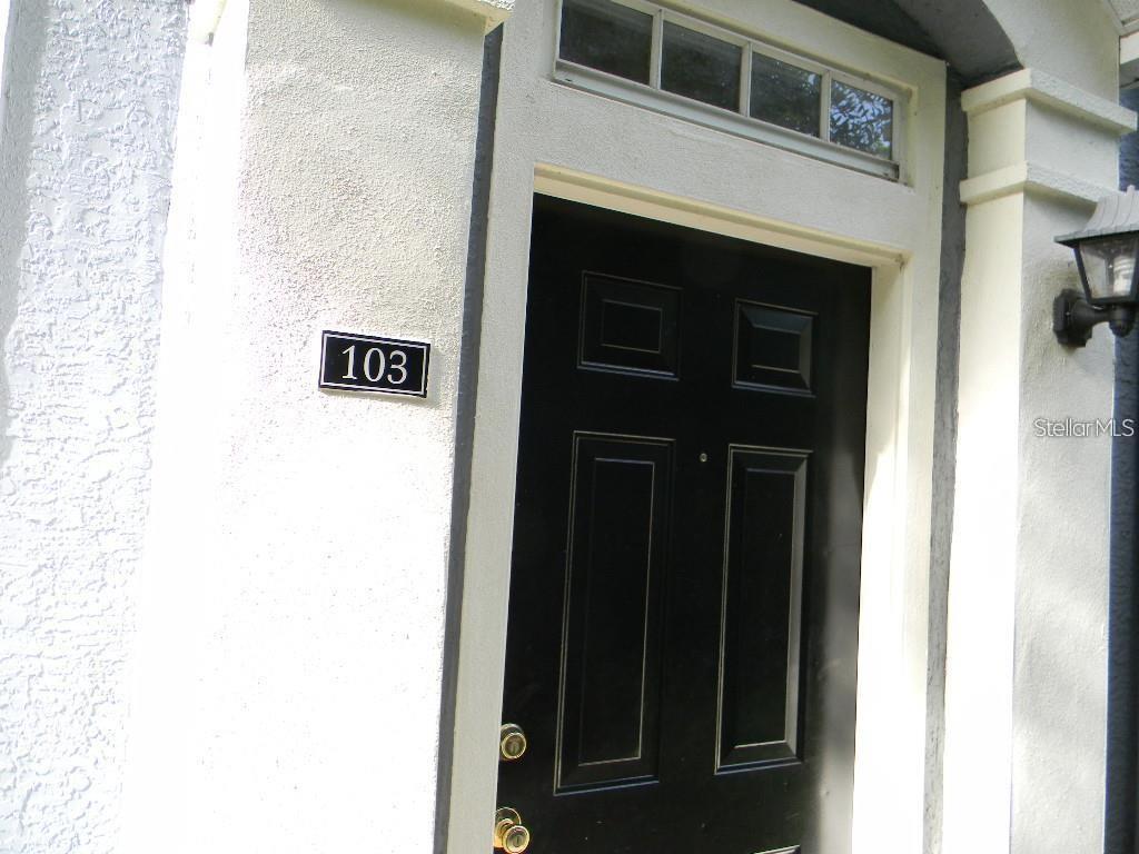 Image 5 of 24 For 5521 Rosehill Road 103