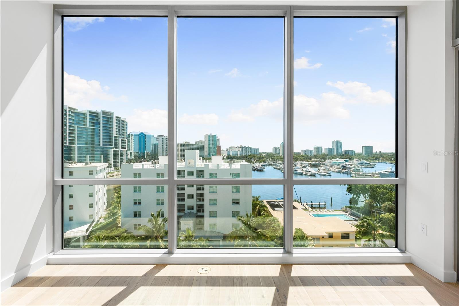 Image 19 of 48 For 111 Golden Gate Point 602