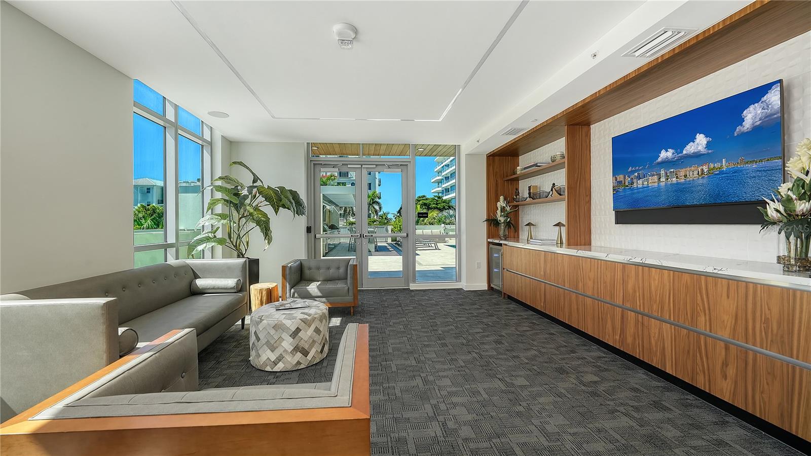 Image 37 of 48 For 111 Golden Gate Point 602