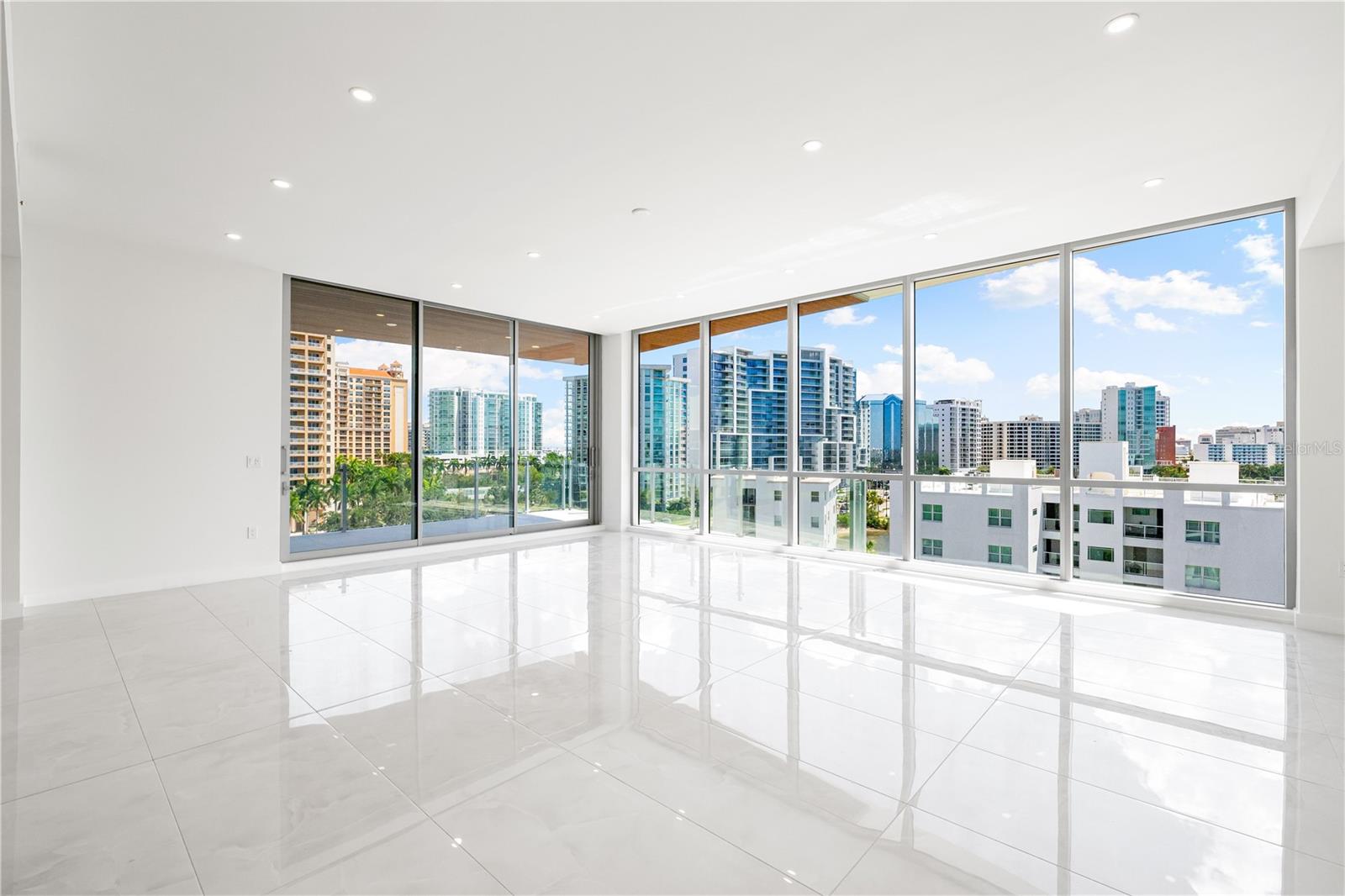 Image 9 of 48 For 111 Golden Gate Point 602