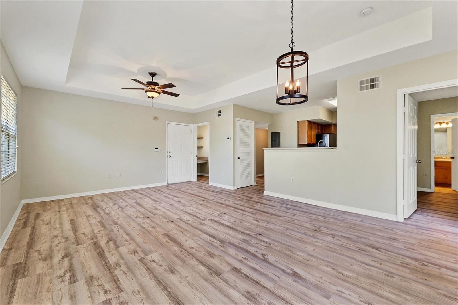 Image 8 of 35 For 1185 Villagio Circle 208