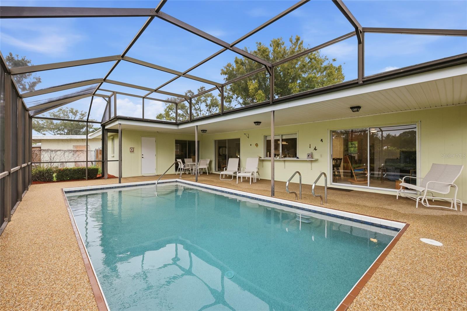 Image 28 of 32 For 5405 7th Avenue Drive W