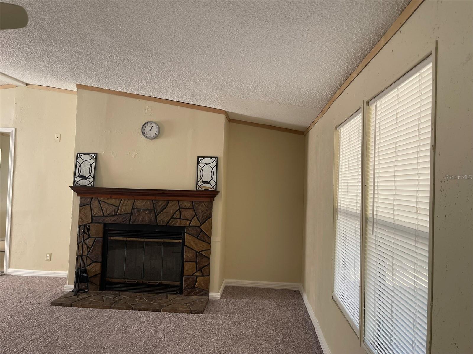 Image 13 of 38 For 2089 Airport Estates Street