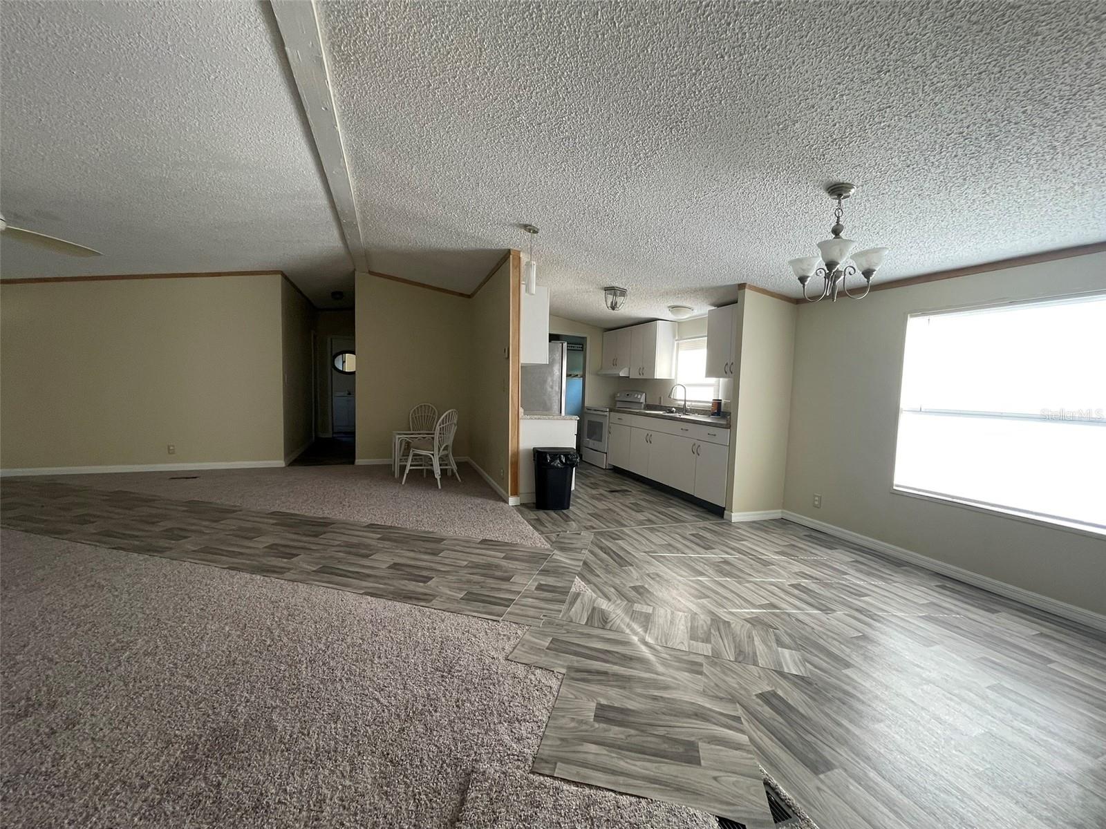 Image 29 of 38 For 2089 Airport Estates Street