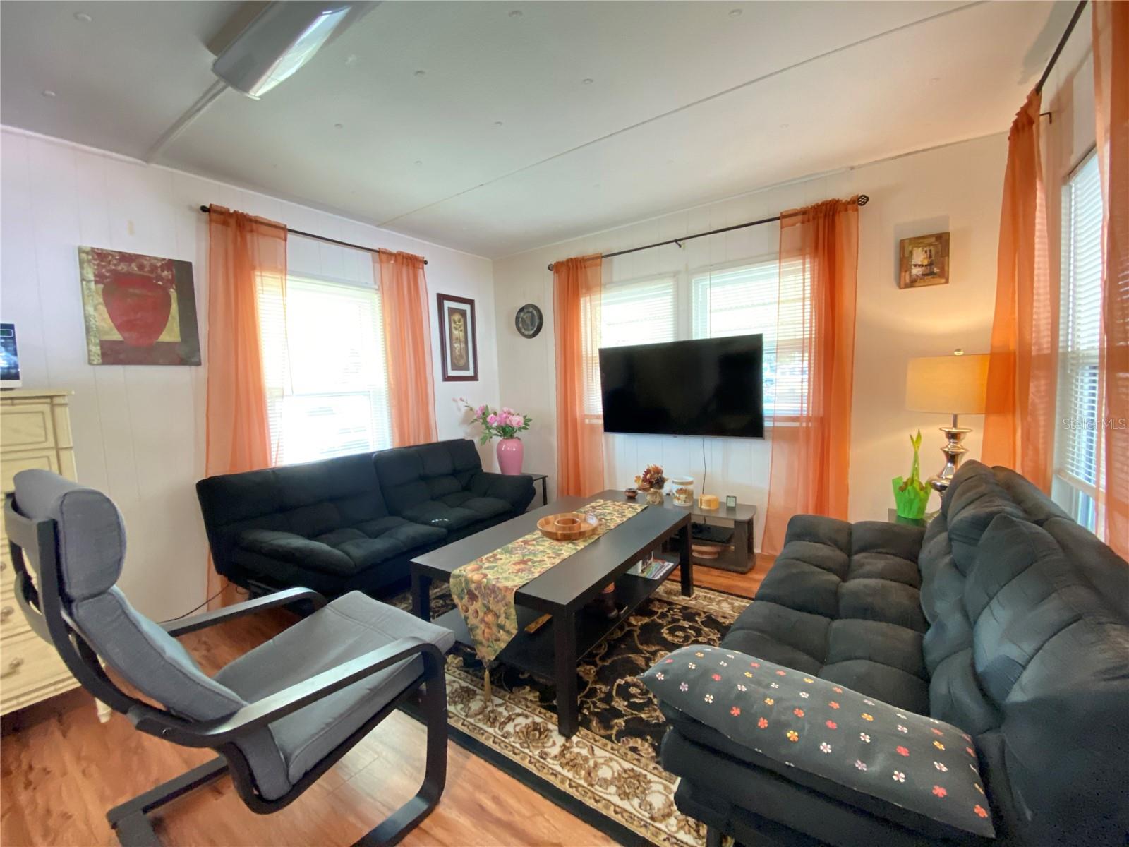 Image 10 of 34 For 2511 18th Street W