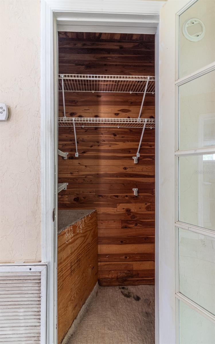 Image 17 of 20 For 1502 13th Street W