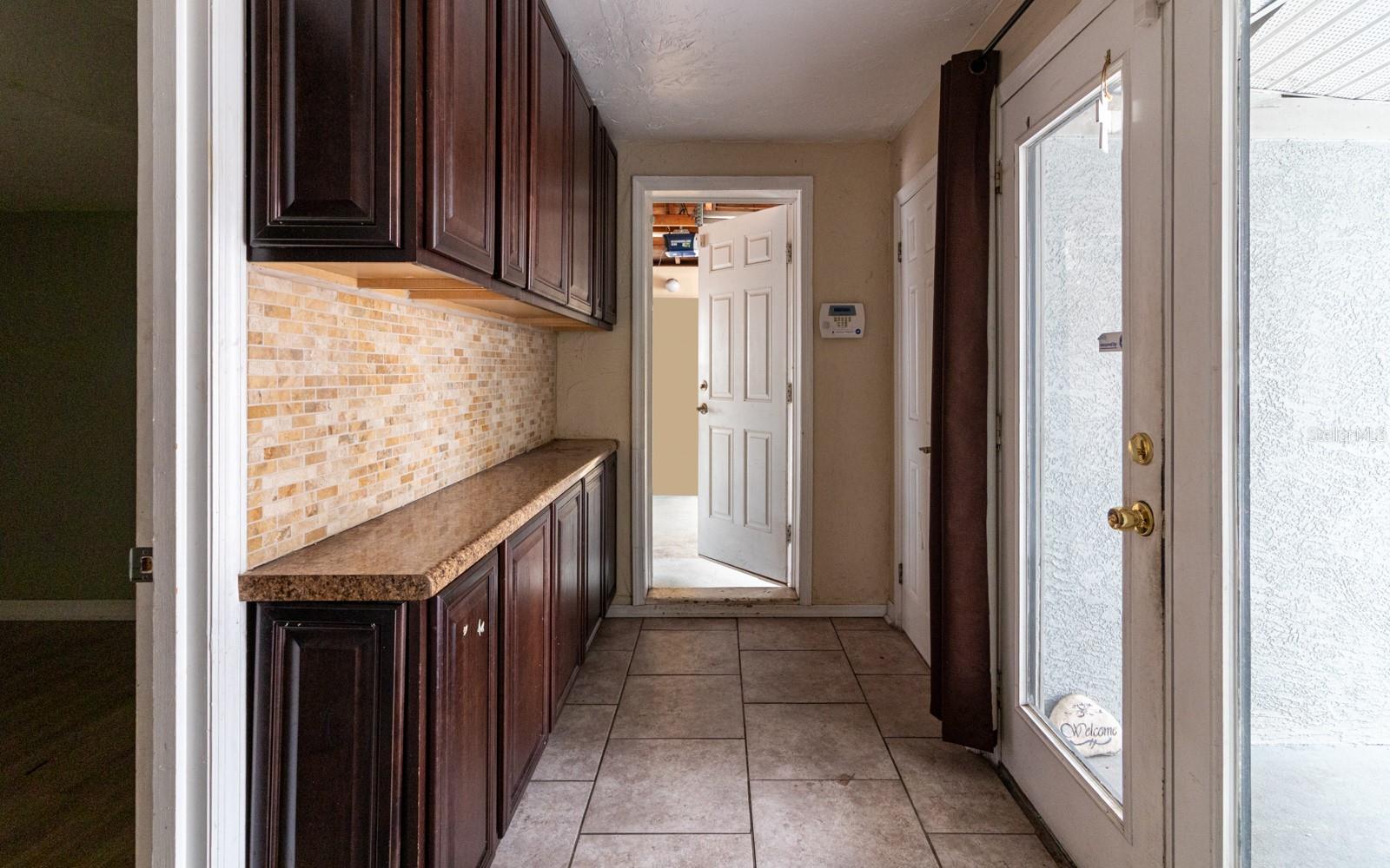 Image 18 of 20 For 1502 13th Street W