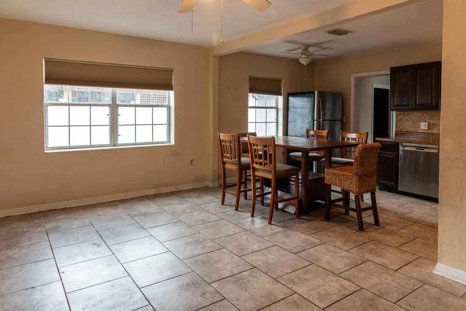 Image 7 of 20 For 1502 13th Street W