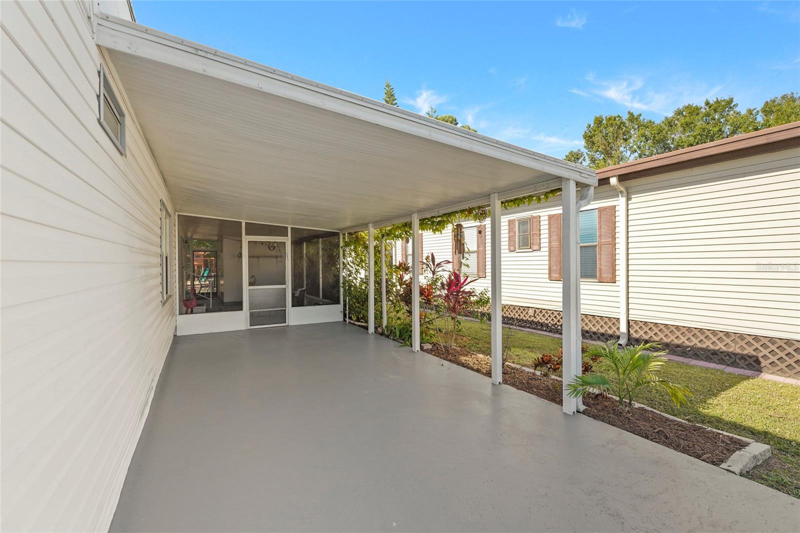 Image 16 of 83 For 4949 Brae Burn Avenue