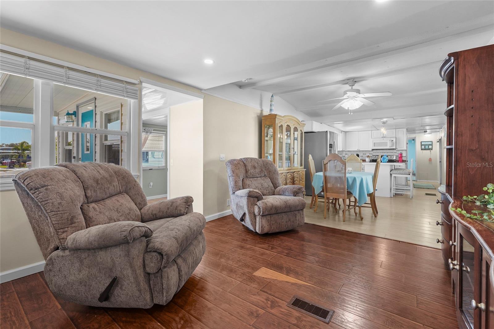 Image 23 of 83 For 4949 Brae Burn Avenue