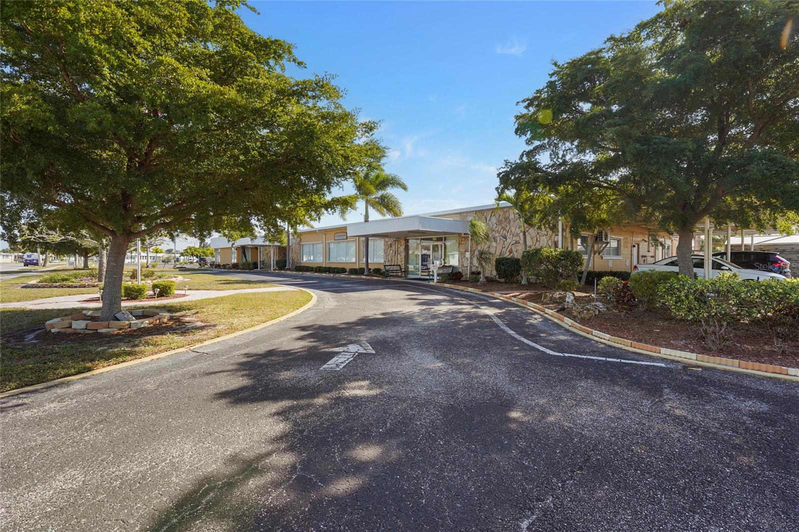 Image 59 of 83 For 4949 Brae Burn Avenue