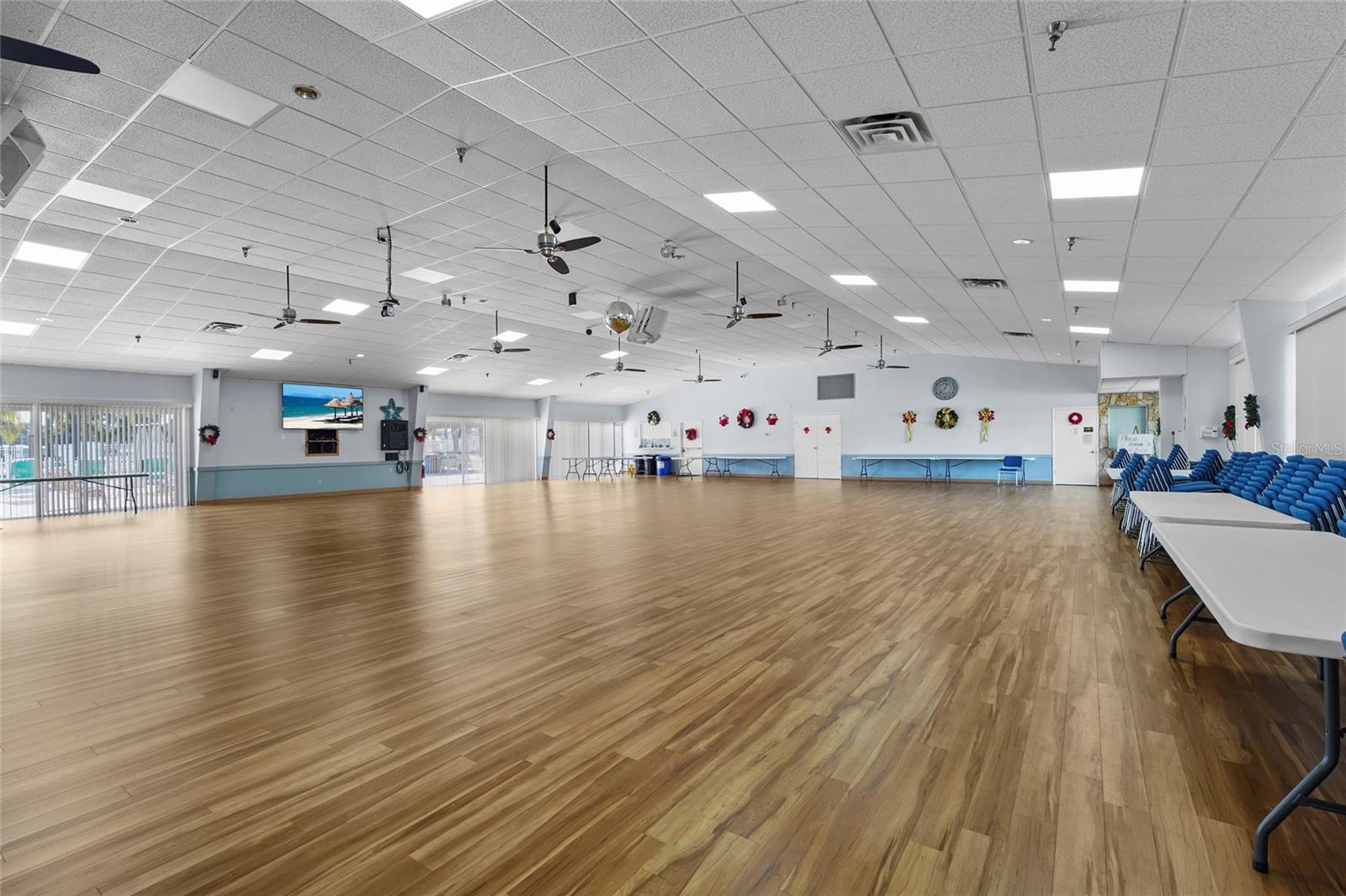 Image 60 of 83 For 4949 Brae Burn Avenue