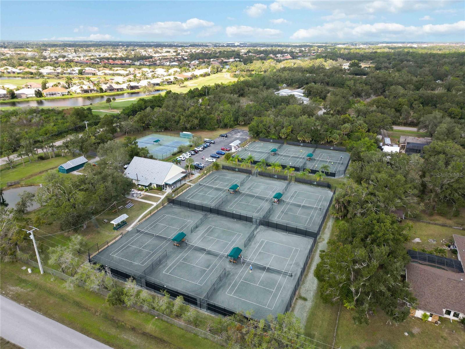 Image 50 of 54 For 2910 Hermitage Boulevard