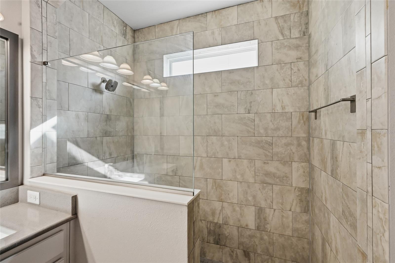 Image 20 of 31 For 5542 Spanish Moss Cove